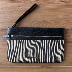 Vera Bradley Mia Leather Wristlet